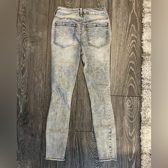 SO good for life: Ripped skinny jeans - Picture 2 of 3